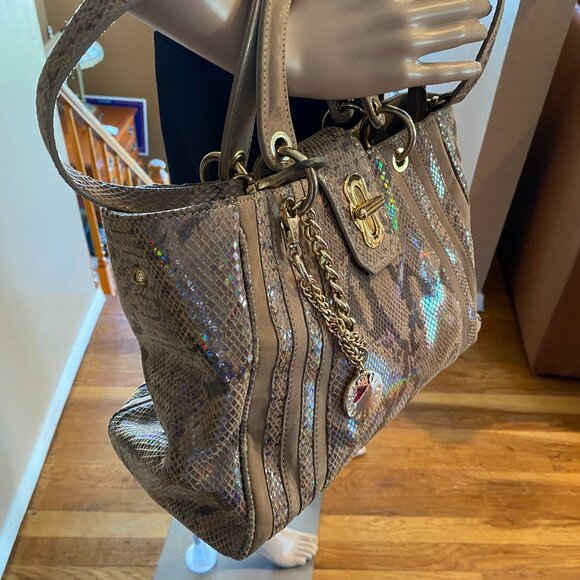 Stuart Weitzman Python Iridescent Handbag - Picture 2 of 14